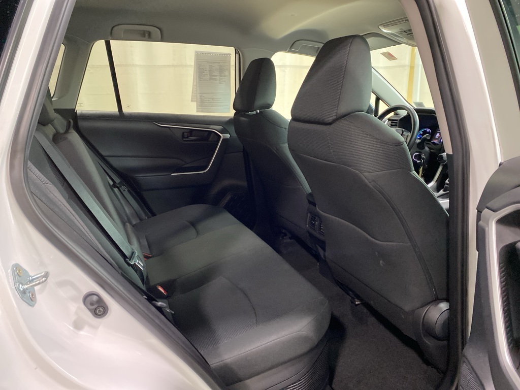 2021 Toyota RAV4 Hybrid LE photo 14