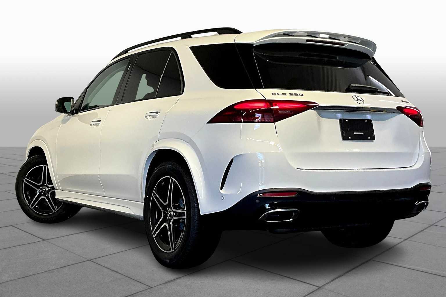 2026 Mercedes Benz GLE 350 4MATIC photo 3