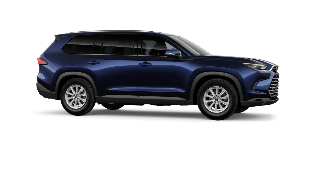 2026 Toyota Grand Highlander XLE AWD photo 8