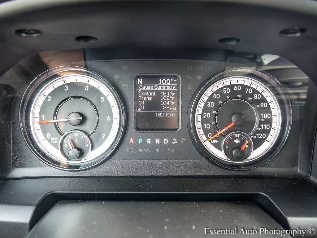 2024 RAM 1500 - Image 12