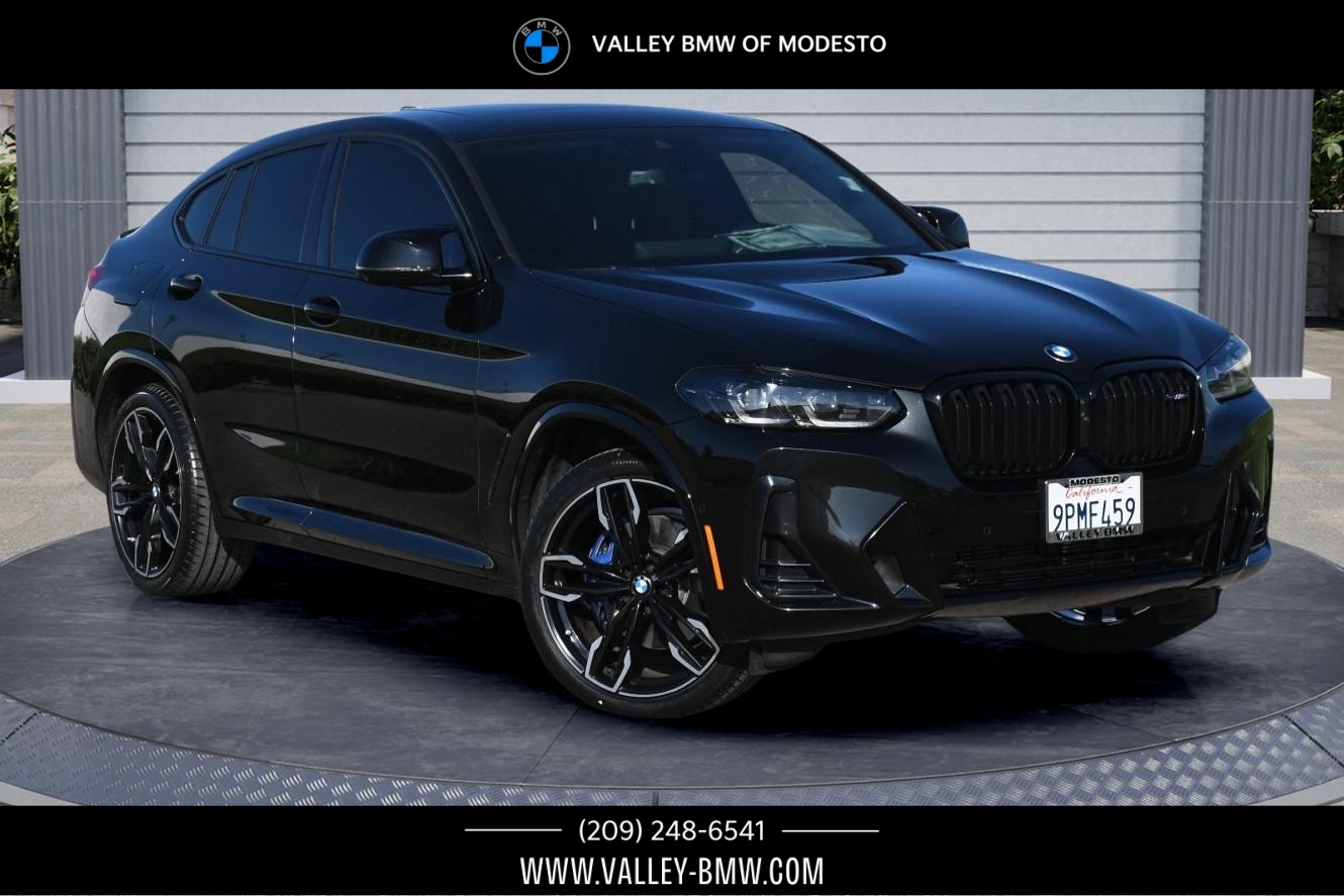 2025 BMW X4 M40i's photo