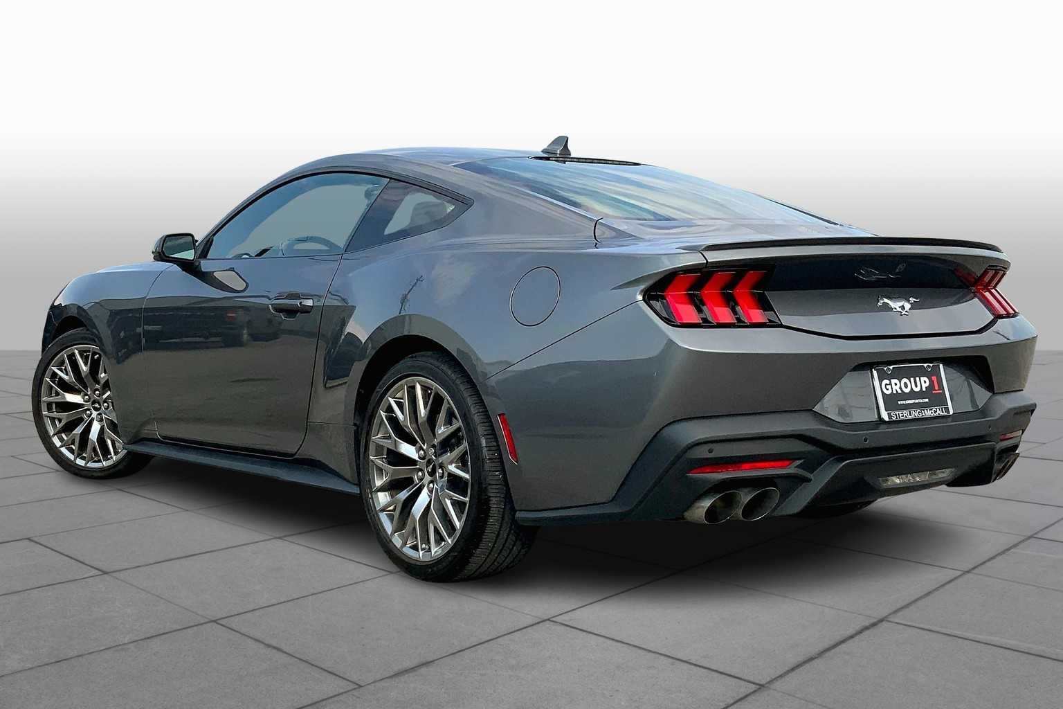 2024 Ford Mustang EcoBoost Premium photo 9