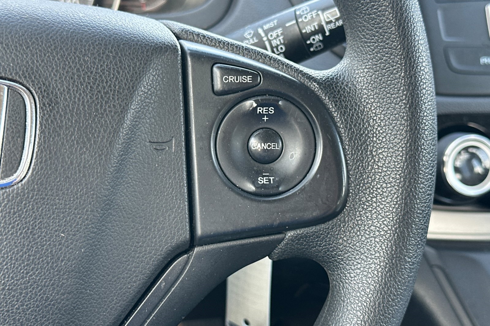 2016 Honda CR-V LX photo 33