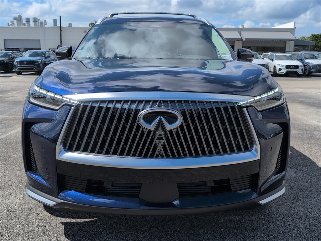 2026 Infiniti QX60 Luxe photo 3