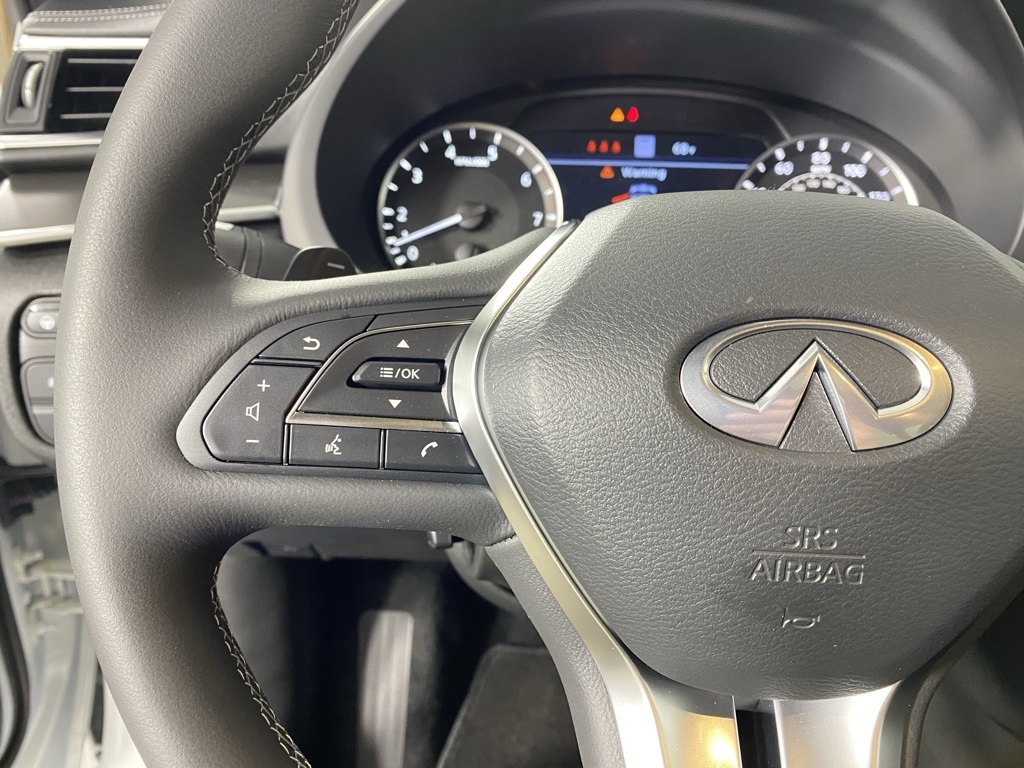 2025 Infiniti QX55 Essential photo 11