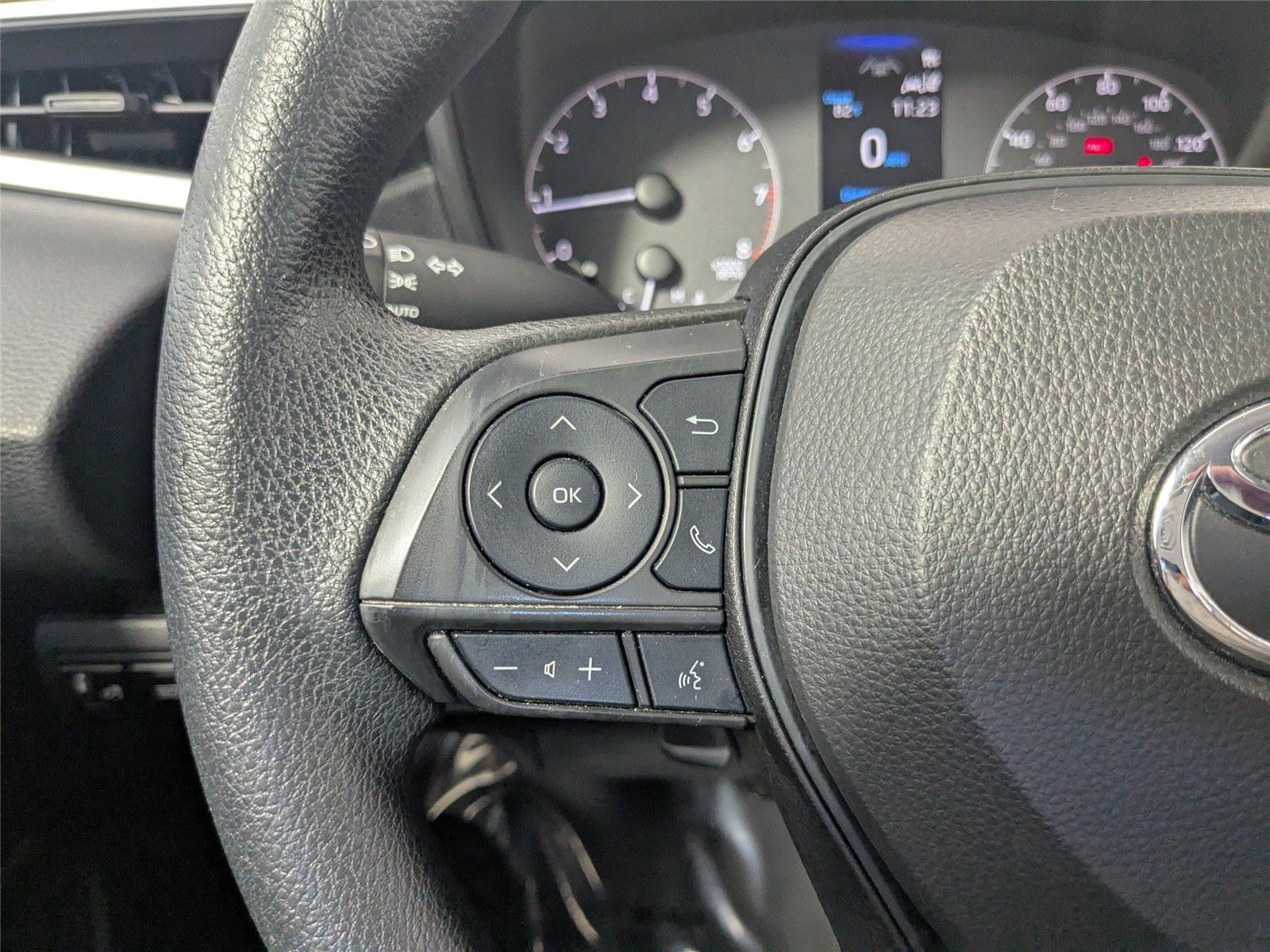 2023 Toyota Corolla LE photo 12