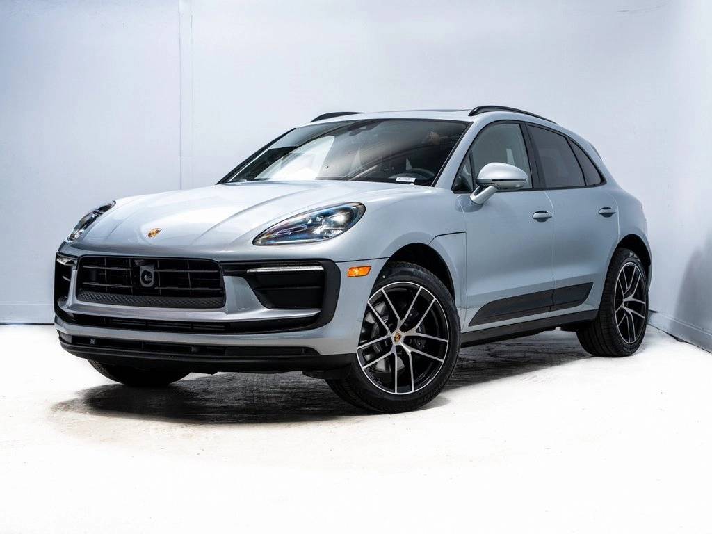 2026 Porsche Macan Base