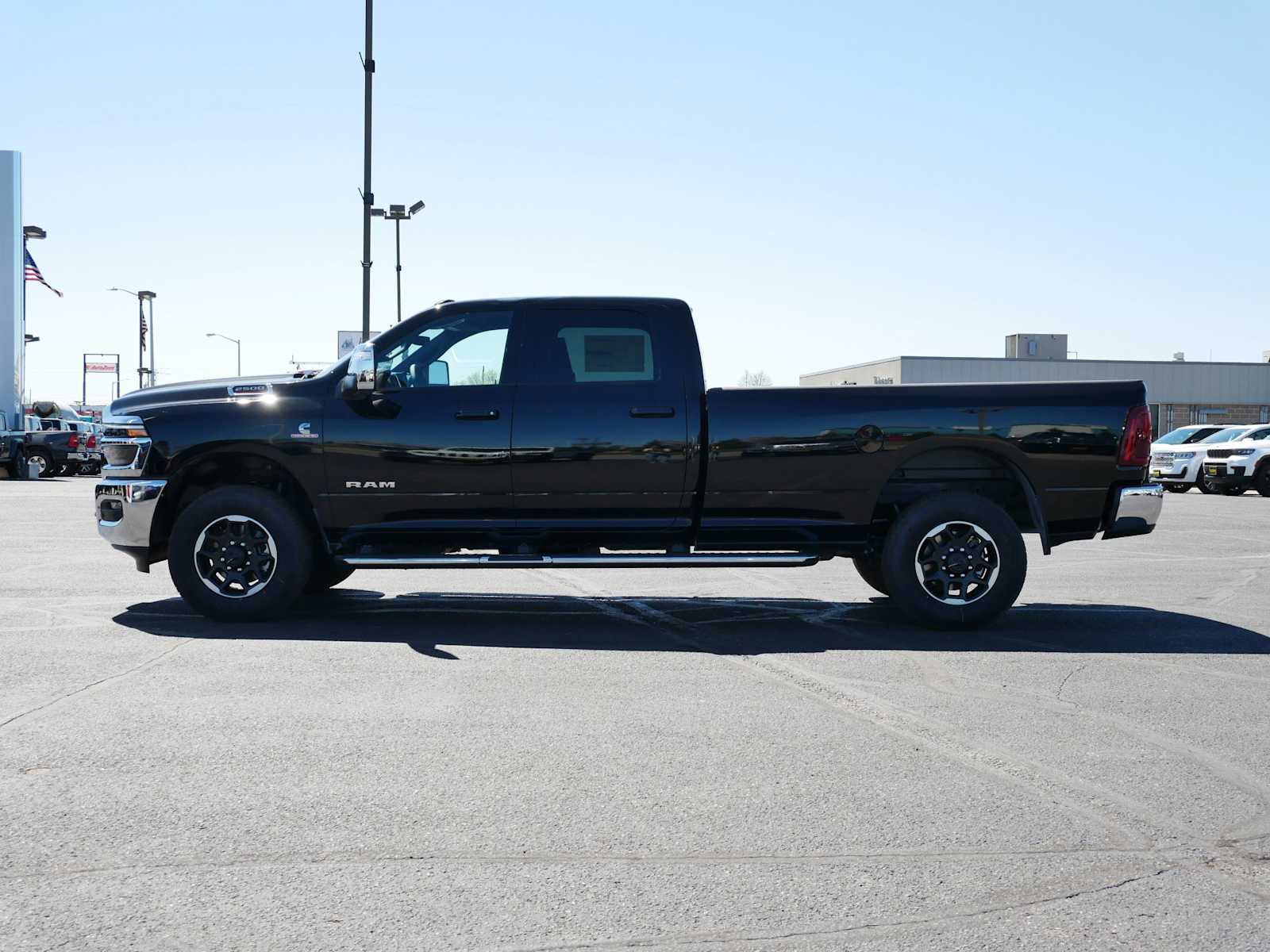 2025 Ram 2500 Laramie photo 4