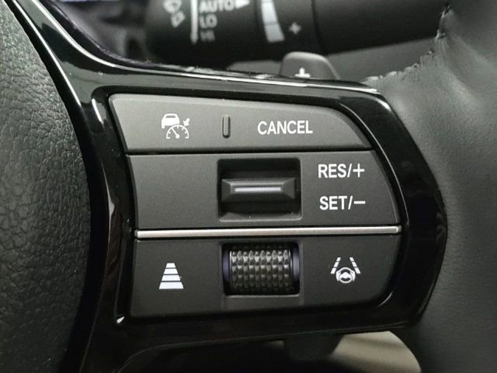 2025 Honda Accord Hybrid Touring photo 12