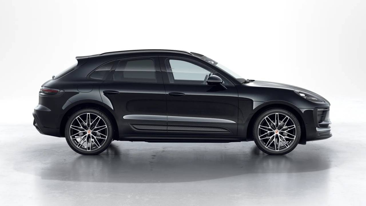 2026 Porsche Macan T photo 5
