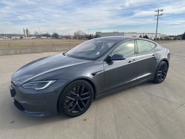 2022 Tesla Model S Plaid's photo