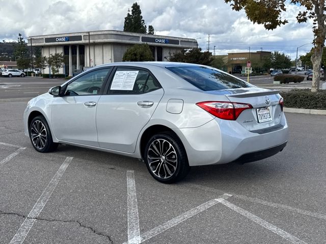 2016 Toyota Corolla S photo 4