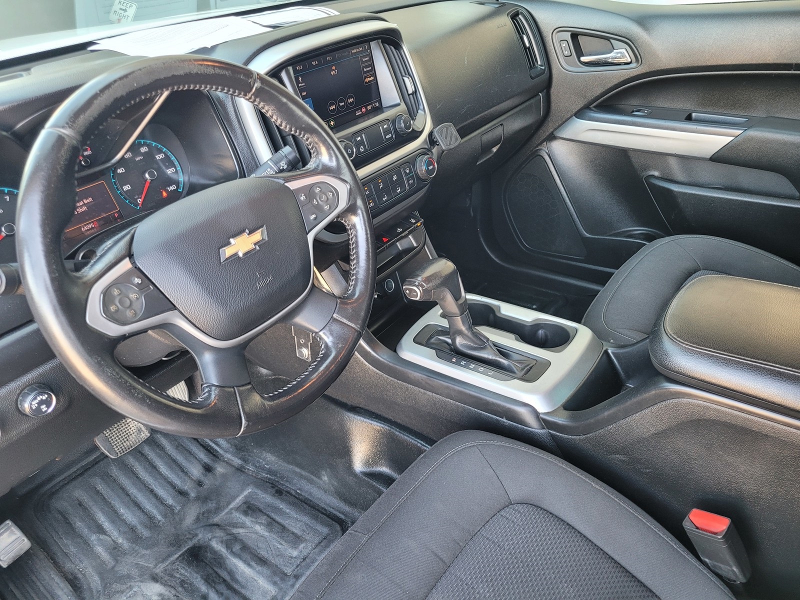 2020 Chevrolet Colorado LT photo 11