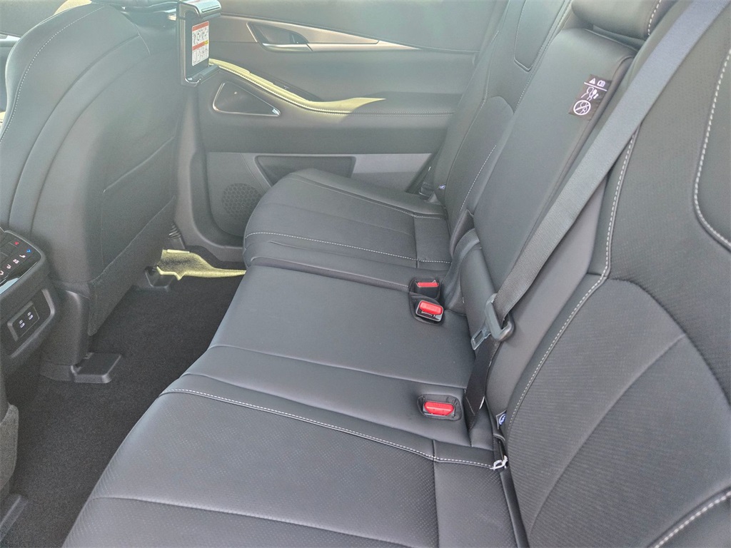 2026 Infiniti QX60 Luxe AWD photo 6