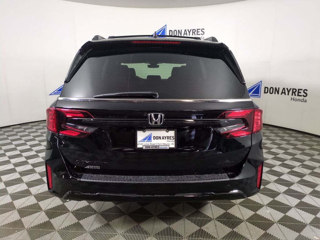 2026 Honda Odyssey photo 4