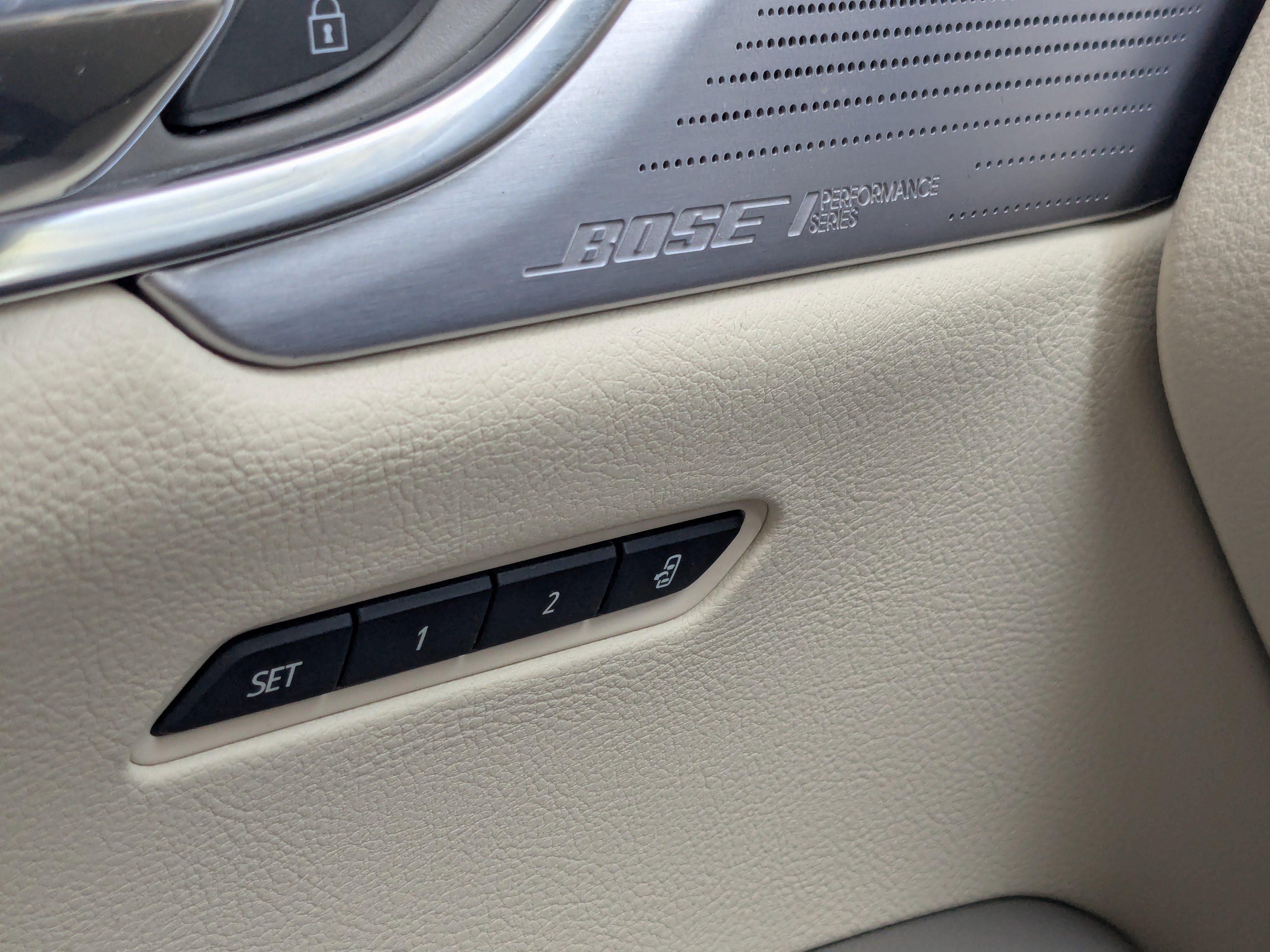 2023 Cadillac XT6 Premium Luxury photo 13