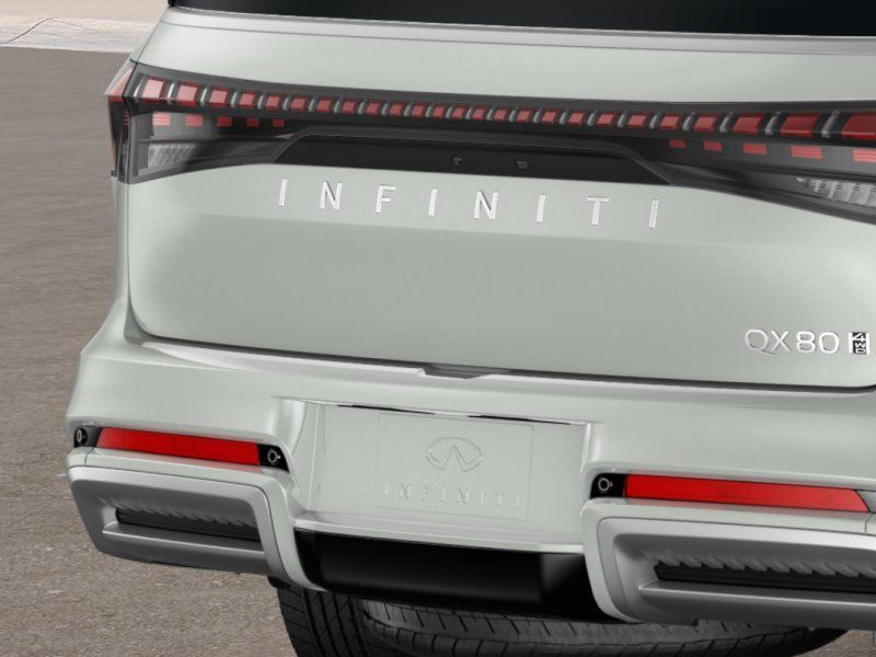 2026 Infiniti QX80 Luxe photo 11