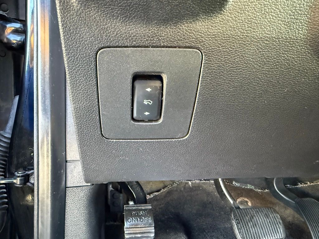 2016 Ford F-150 XLT photo 8