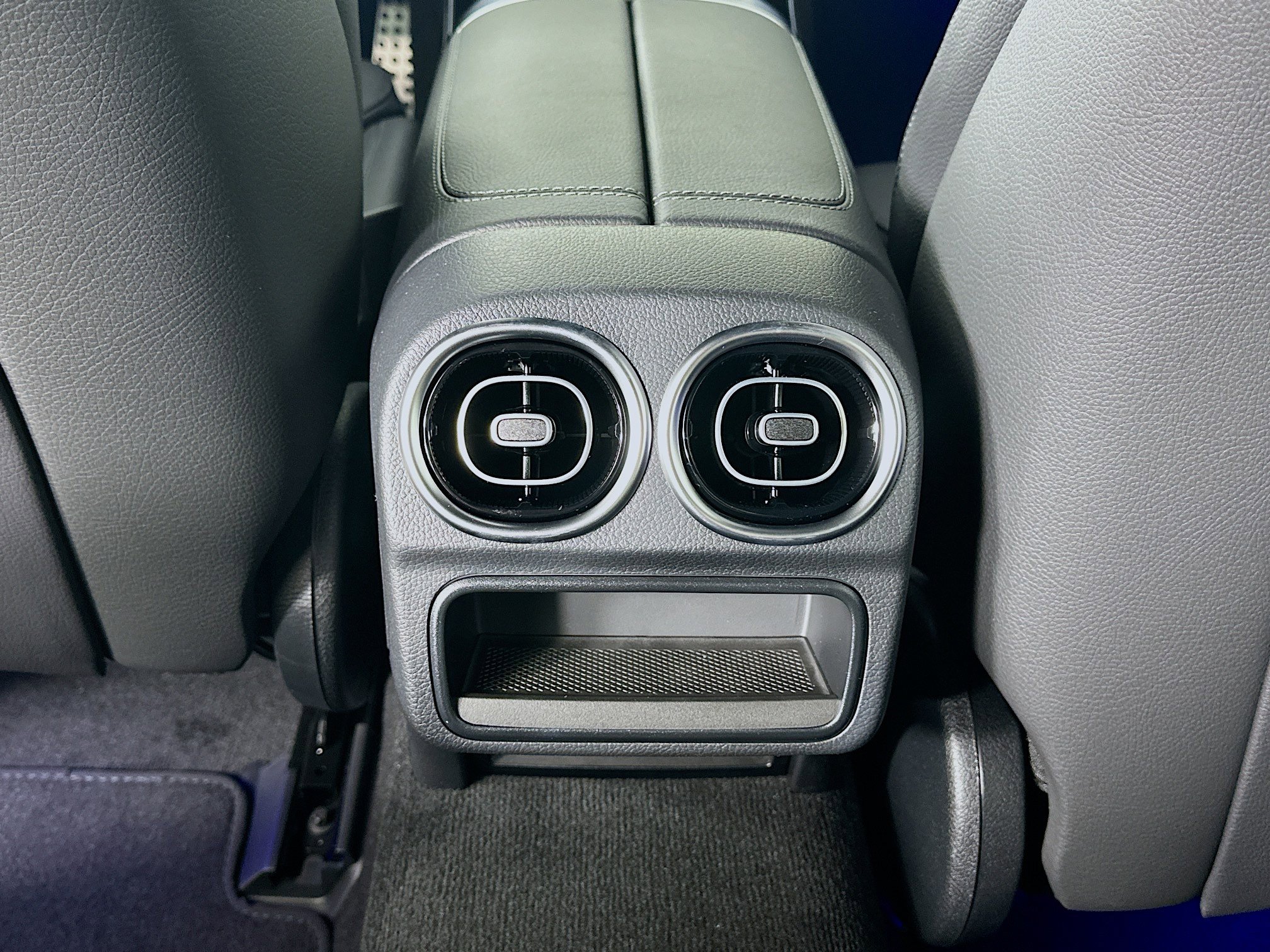 2025 Mercedes Benz C 300 4MATIC Sedan photo 31