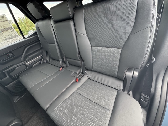 2025 Toyota 4Runner TRD Off-Road Premium photo 11