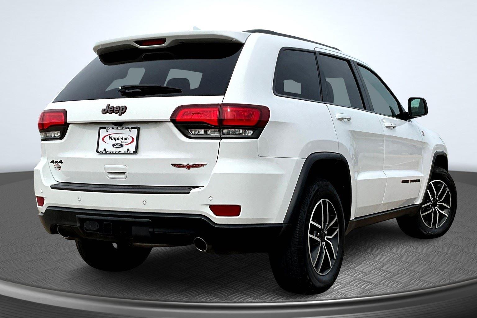 Used 2020 Jeep Grand Cherokee Trailhawk with VIN 1C4RJFLG6LC127869 for sale in Columbus, WI