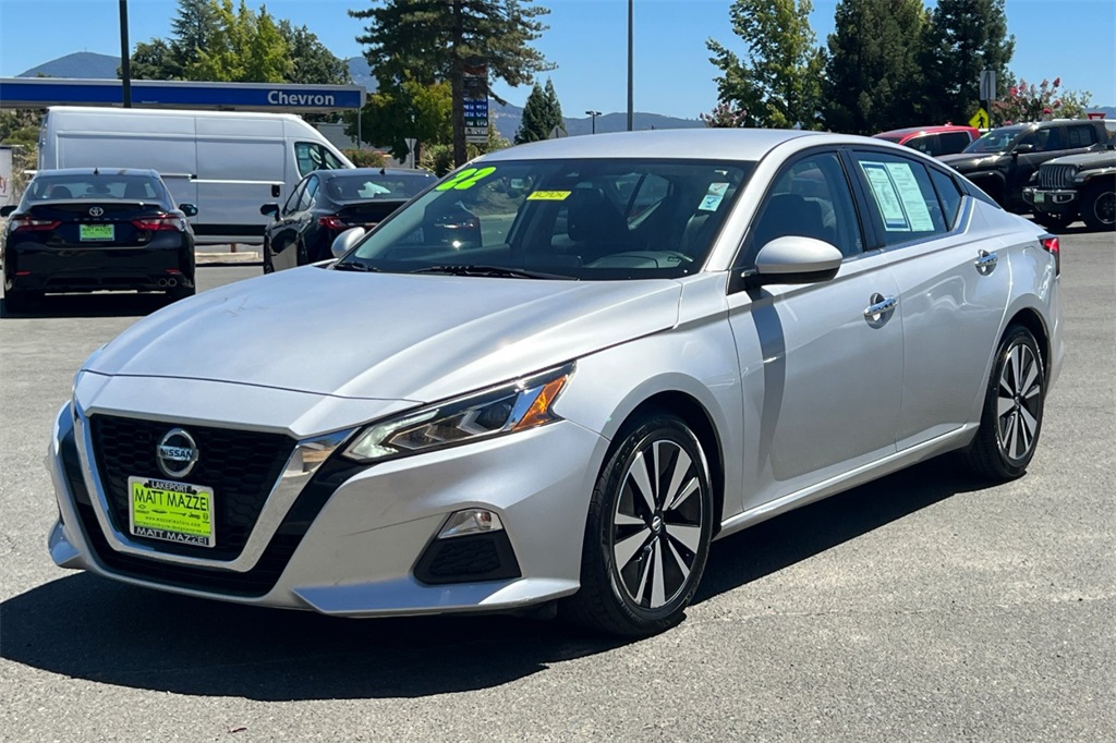 2022 Nissan Altima 2.5 SV photo 14