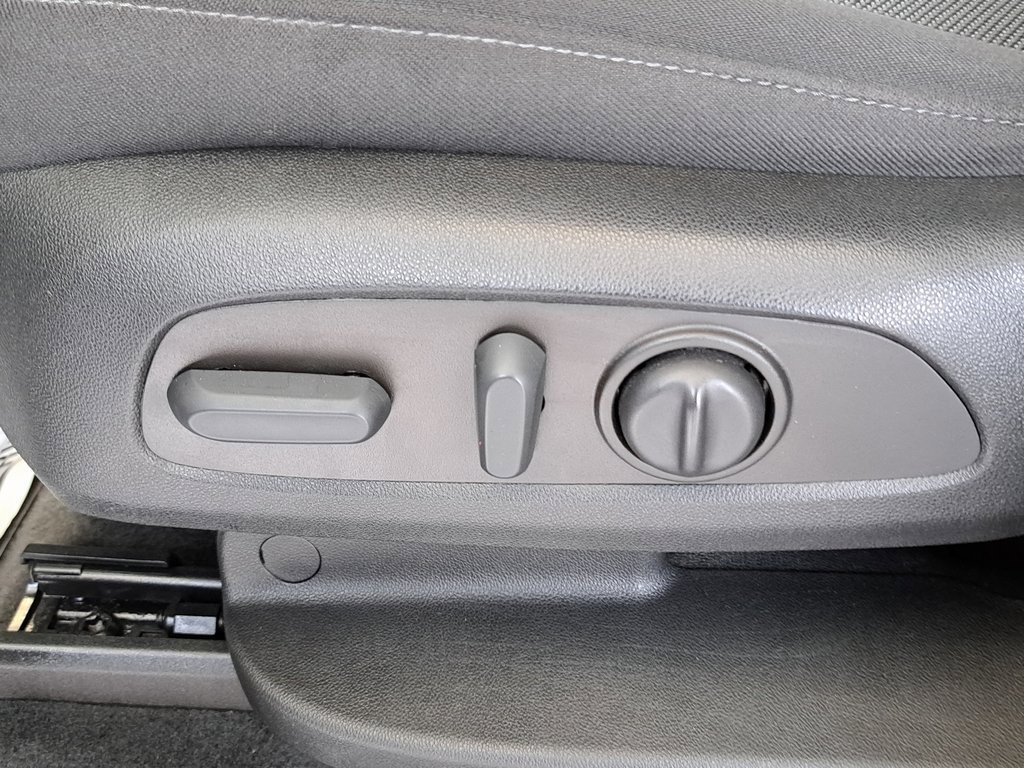 2023 Chevrolet Traverse Cloth photo 24
