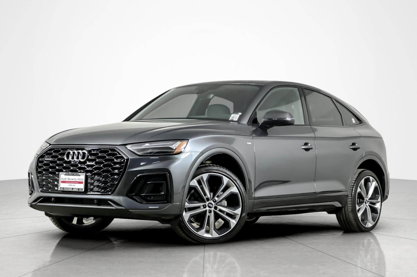 2023 Audi Q5 Sportback Premium Plus's photo