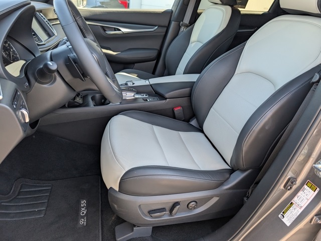 2025 Infiniti QX55 Luxe photo 5