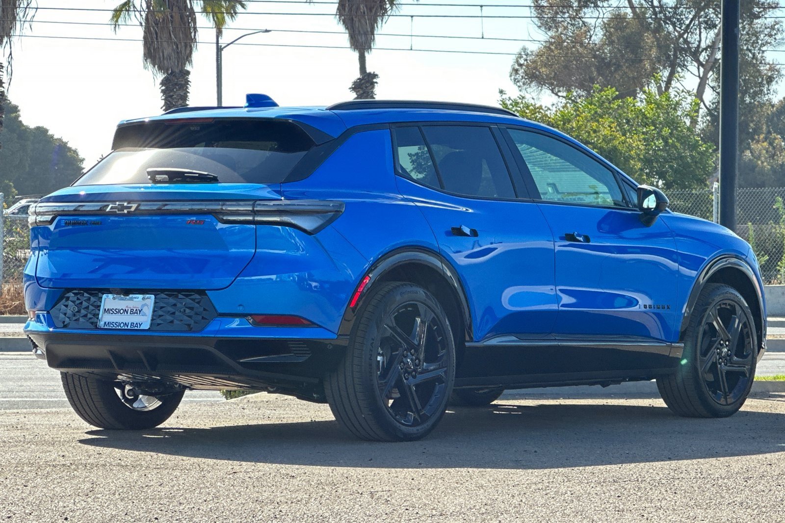2025 Chevrolet Equinox RS photo 3