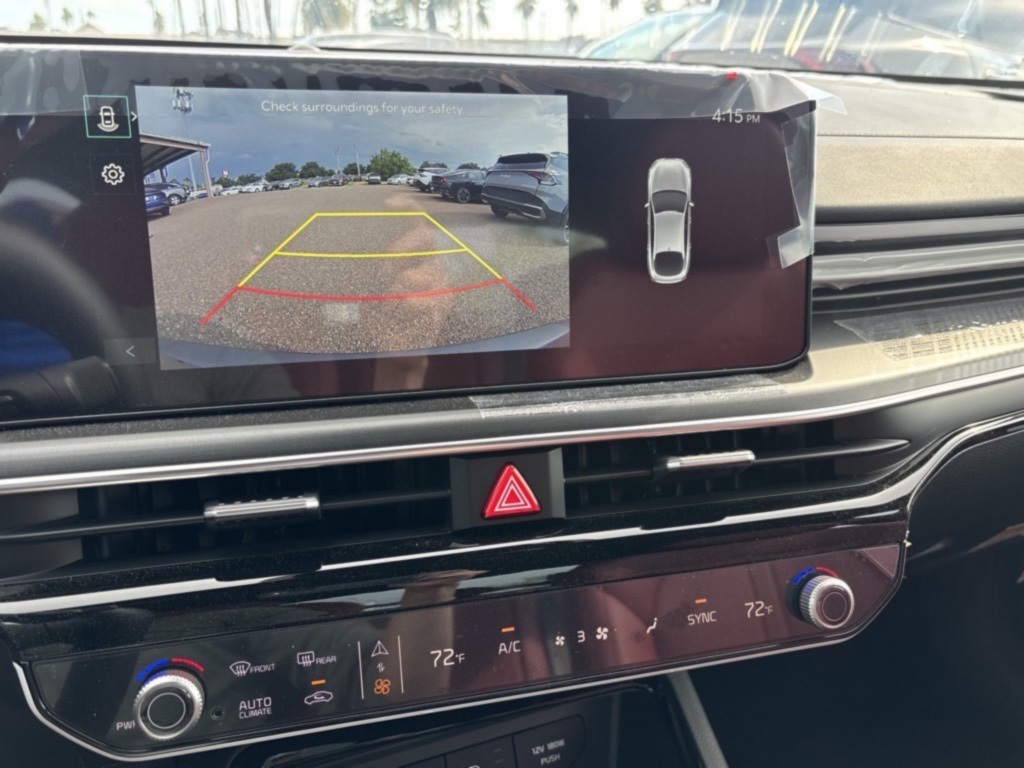 2026 Kia K5 GT-Line photo 8