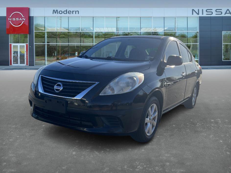 2014 Nissan Versa Sedan SV
