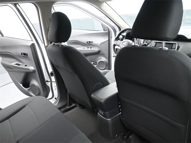 2025 Nissan Kicks Play S photo 24