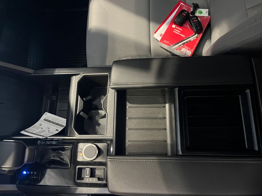 2025 Toyota Tundra SR5 photo 31
