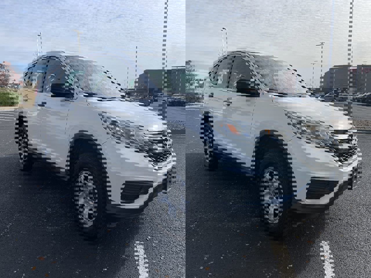 2016 Honda CR-V LX's photo