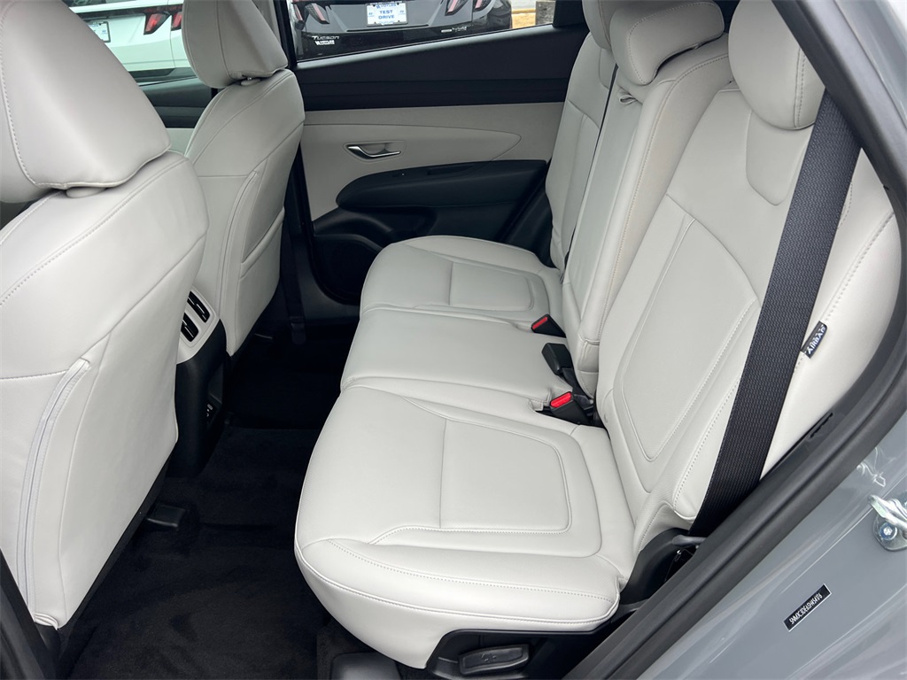 2025 Hyundai Tucson SEL Convenience photo 10