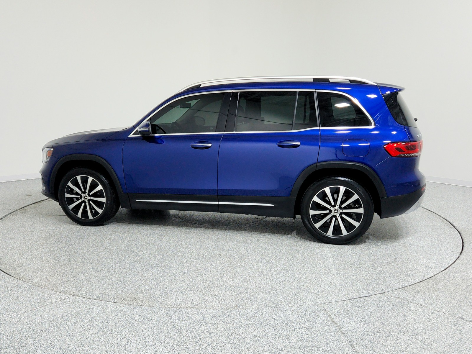 2022 Mercedes Benz GLB 250 photo 7