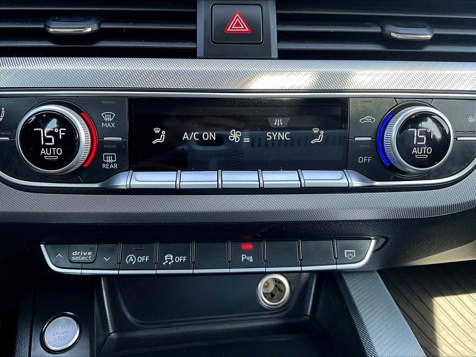 2017 Audi A4 Quattro Premium Plus photo 23