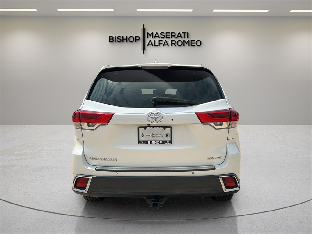 2018 Toyota Highlander Limited Platinum photo 4