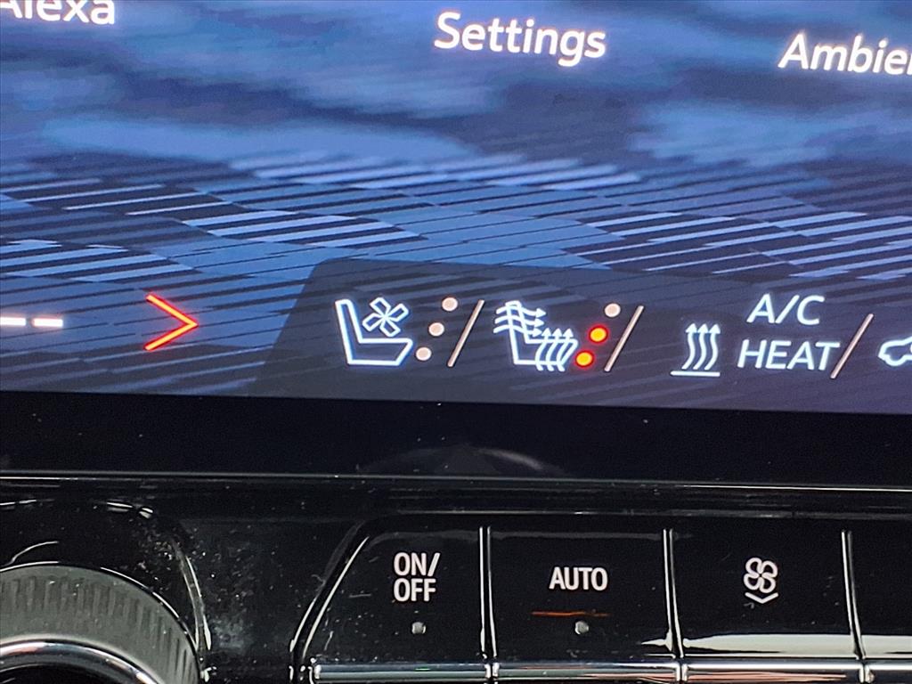 2024 Chevrolet Blazer EV RS photo 3