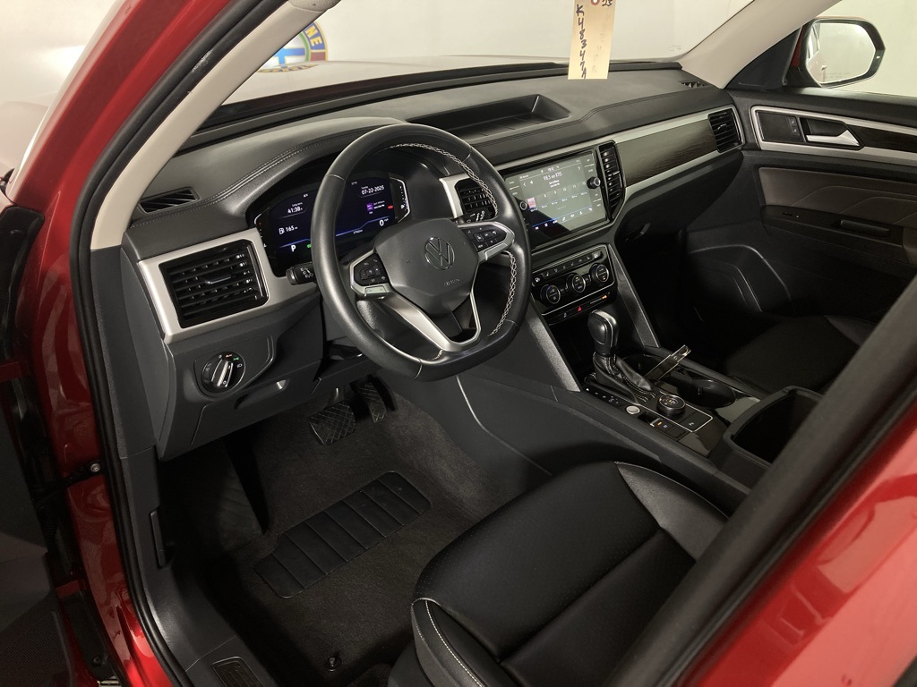 2023 Volkswagen Atlas V6 SE Technology photo 3
