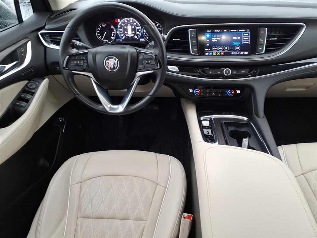 2023 Buick Enclave Avenir photo 3