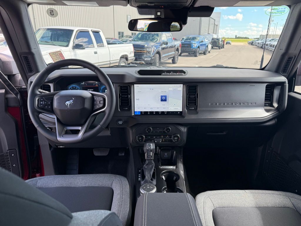2025 Ford Bronco Big Bend photo 9