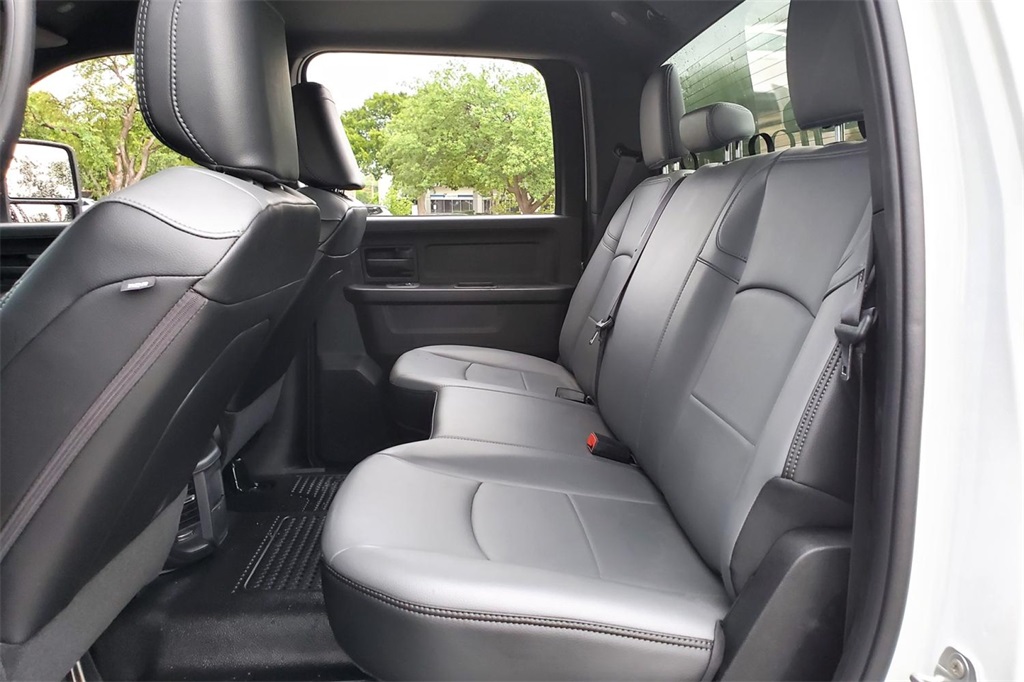 2025 Ram 2500 Tradesman photo 17