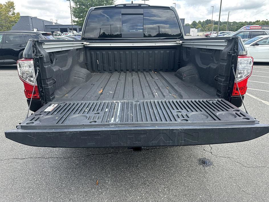 2024 Nissan Titan SV photo 17