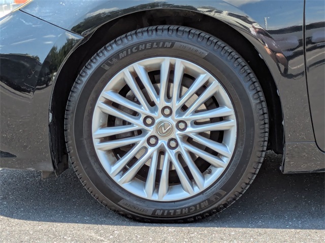 2014 Lexus ES 350 photo 9