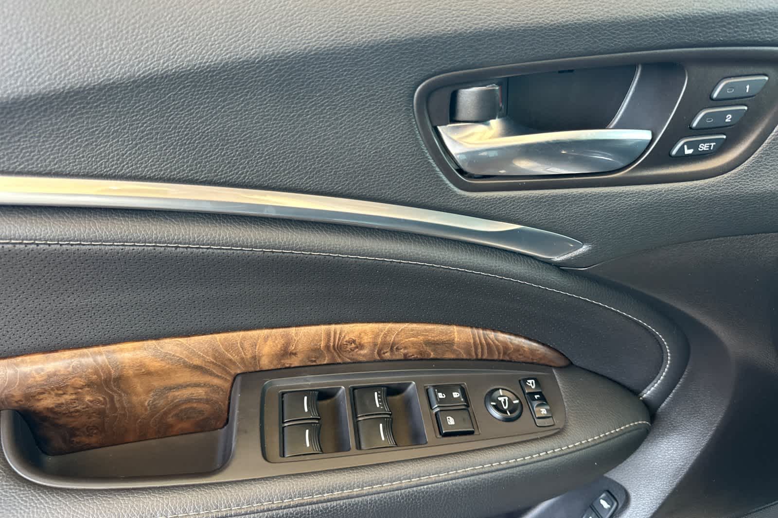 2020 Acura MDX Technology photo 10