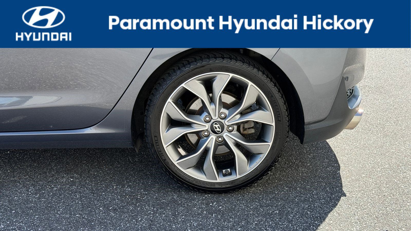 2019 Hyundai Elantra GT N Line photo 2