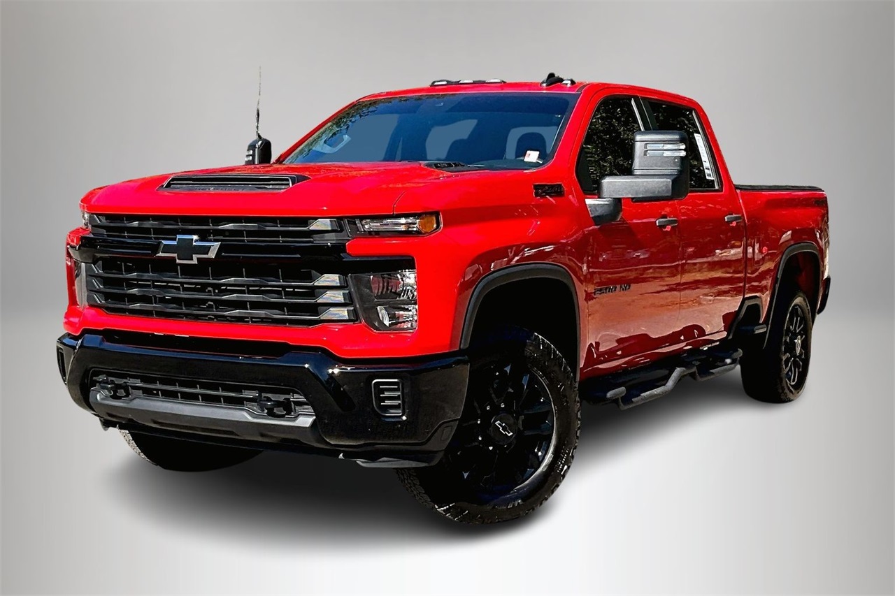 2025 Chevrolet Silverado 2500HD Custom's photo