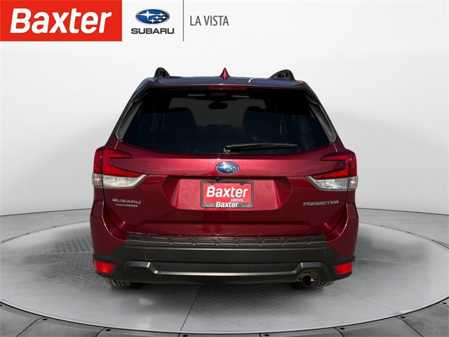 2022 Subaru Forester Premium photo 3
